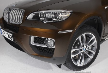 X4 (trên) và X6 (dưới)